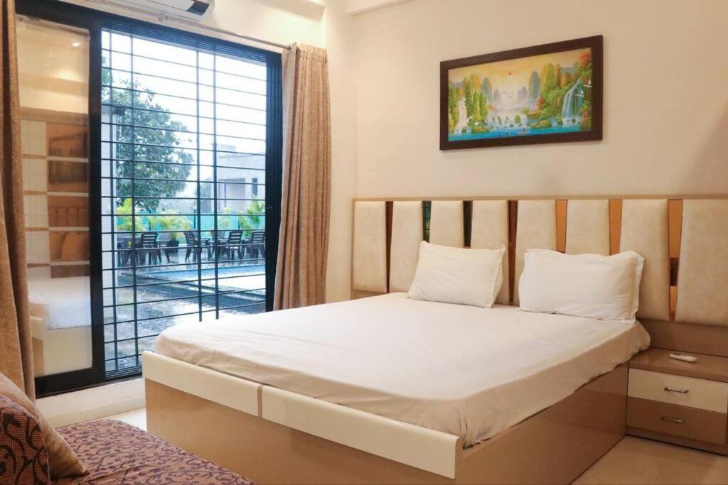 Stayhaven Aqua With Pvt Theatre & Pool Βομβάη Εξωτερικό φωτογραφία