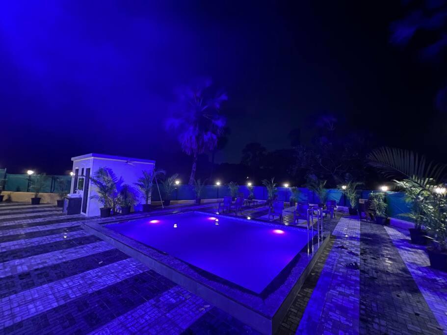 Stayhaven Aqua With Pvt Theatre & Pool Βομβάη Εξωτερικό φωτογραφία