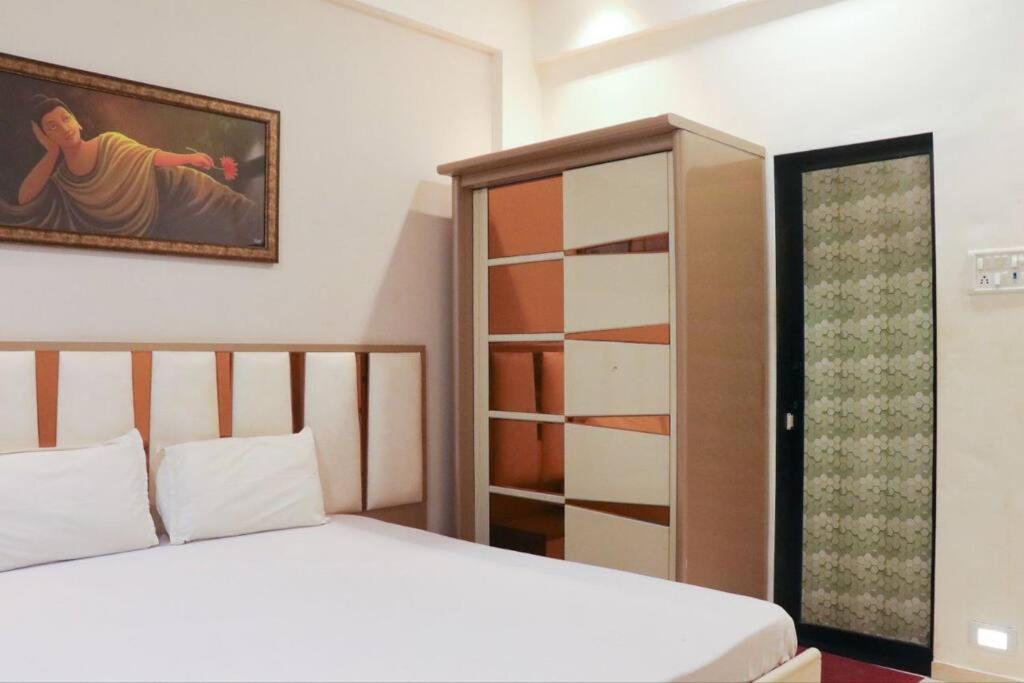 Stayhaven Aqua With Pvt Theatre & Pool Βομβάη Εξωτερικό φωτογραφία